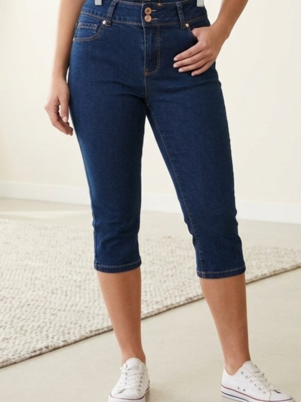 Pantalón Capri de Mezclilla Sandpiper Petite – Cierre Doble Botón